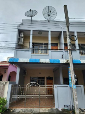 SaamSaao HomeStay Betong - 4 Bedroom House